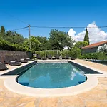 Haustierfreundliche Mit Privatpool, Panoramablick Und Freien Eintritt Ins Lanterna בית נופש *