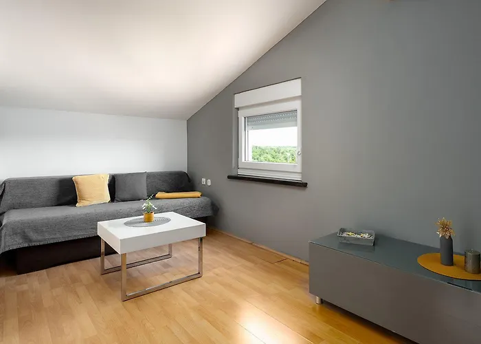 度假居 Haustierfreundliche Mit Privatpool, Panoramablick Und Freien Eintritt Ins Lanterna Tar-Vabriga