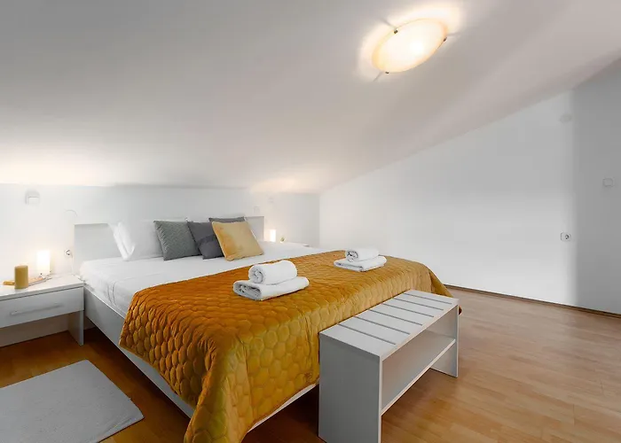 度假居 Haustierfreundliche Mit Privatpool, Panoramablick Und Freien Eintritt Ins Lanterna *